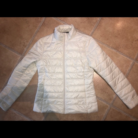 White Coat - Picture 1 of 3